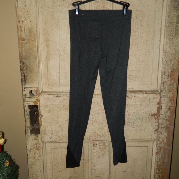 PINK Victoria's Secret Yoga Pink Nation Leggings Size Small (W-31) - Picture 4 of 5